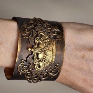 Royal Crown Assemblage Vintage Glam Cuff Bracelet